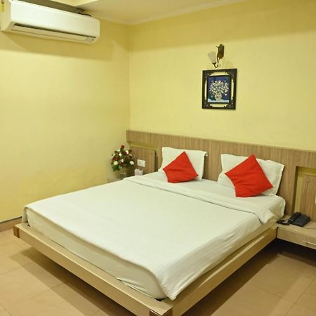 Hotel K D Palace Kanpur Zewnętrze zdjęcie