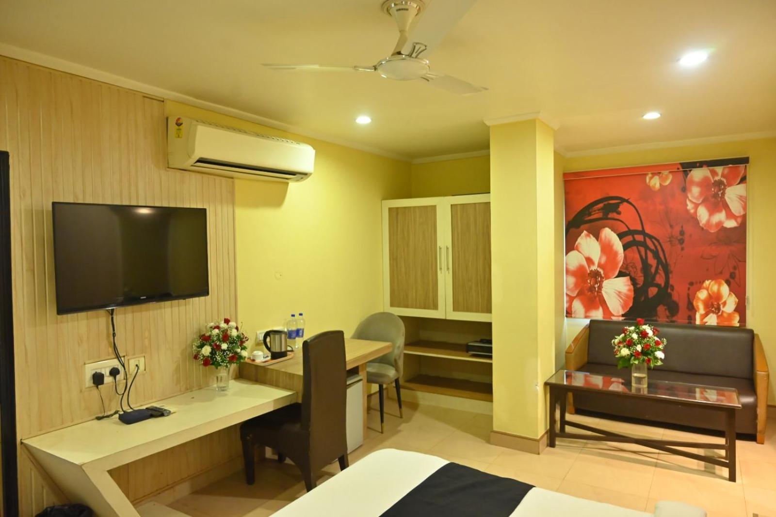 Hotel K D Palace Kanpur Zewnętrze zdjęcie