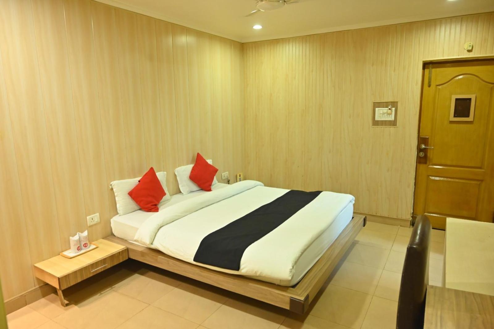 Hotel K D Palace Kanpur Zewnętrze zdjęcie