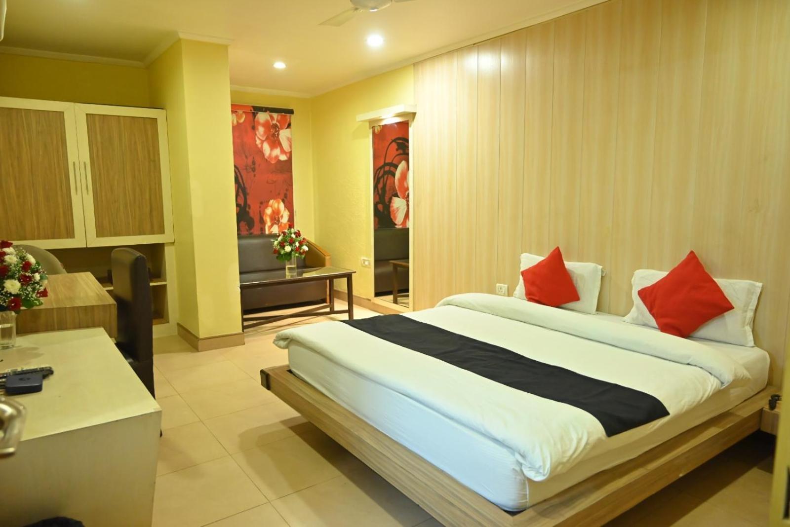 Hotel K D Palace Kanpur Zewnętrze zdjęcie